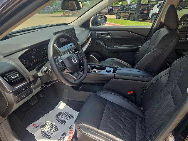 Certified 2026 Nissan Rogue Platinum w/ Platinum Premium Package AWD/4WD image 18