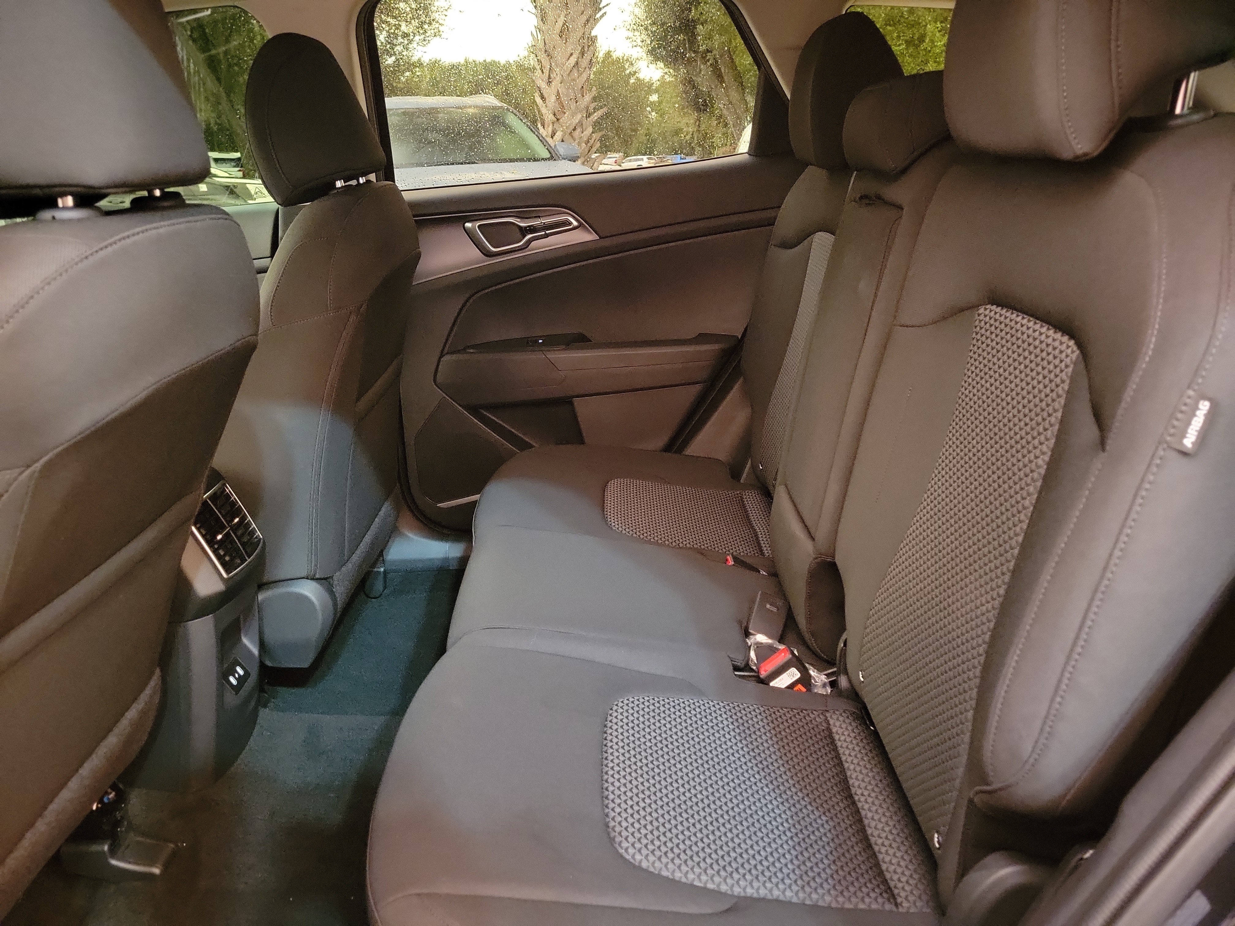 New 2027 Kia Sportage LX FWD image 8