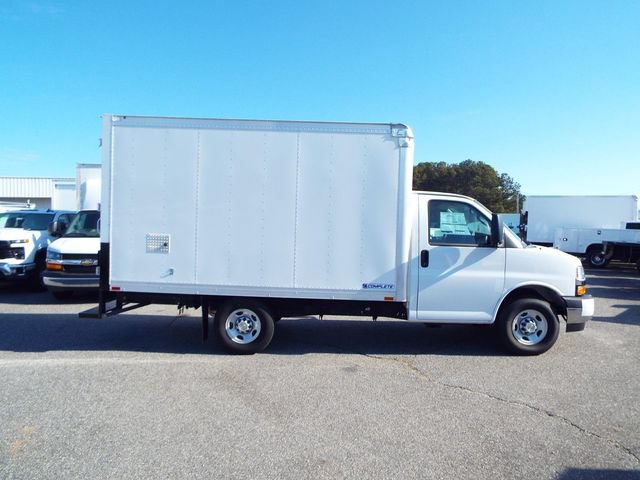 New 2024 Chevrolet Express 3500 w/ Power Convenience Package