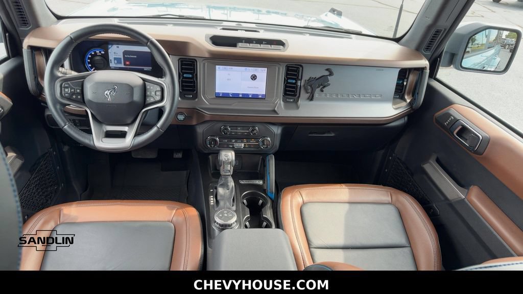 Used 2022 Ford Bronco Outer Banks AWD/4WD image 11