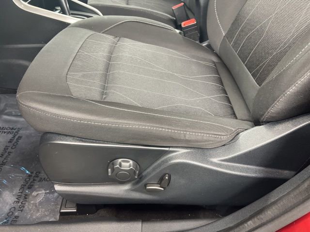 Used 2018 Ford EcoSport SE w/ SE Convenience Package image 13