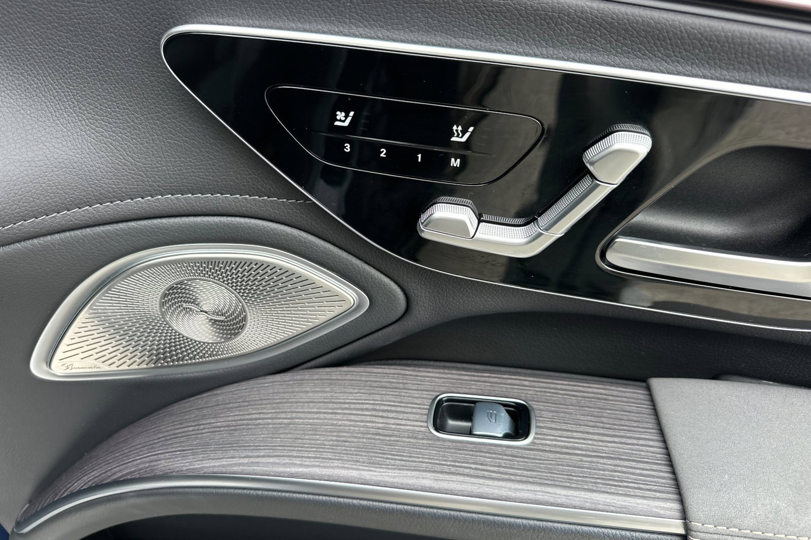Certified 2025 Mercedes-Benz EQS 450+ 4MATIC Sedan image 21