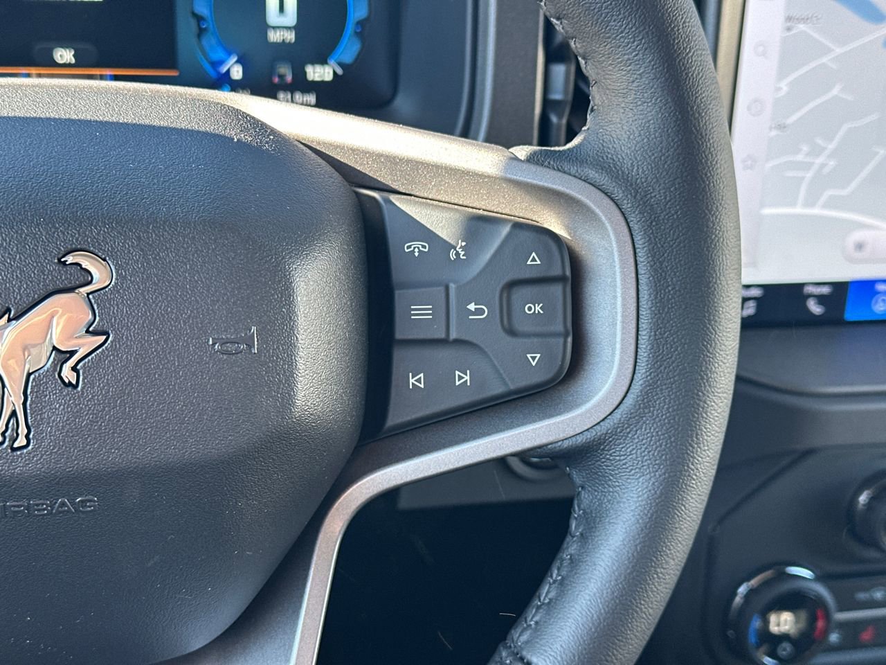 New 2025 Ford Bronco Badlands image 23