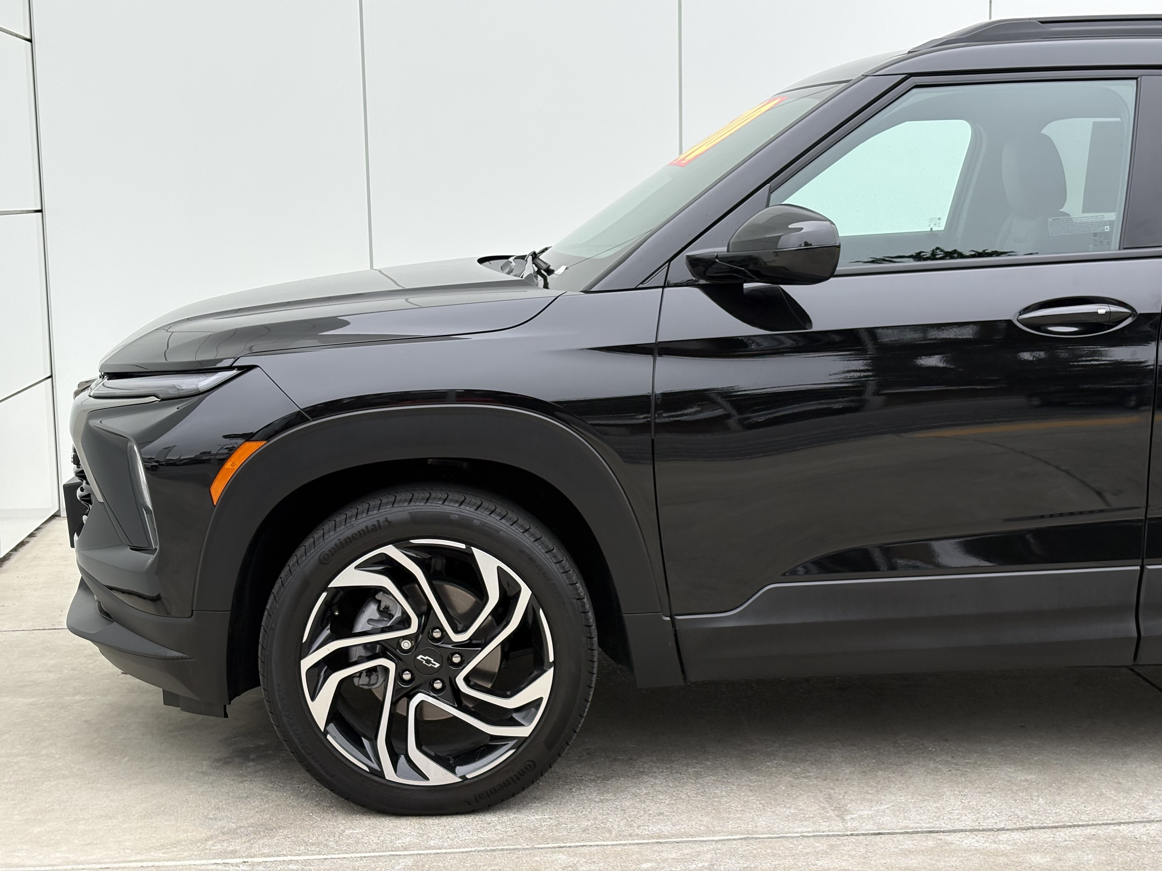 Used 2026 Chevrolet TrailBlazer RS w/ Convenience Package AWD/4WD image 5