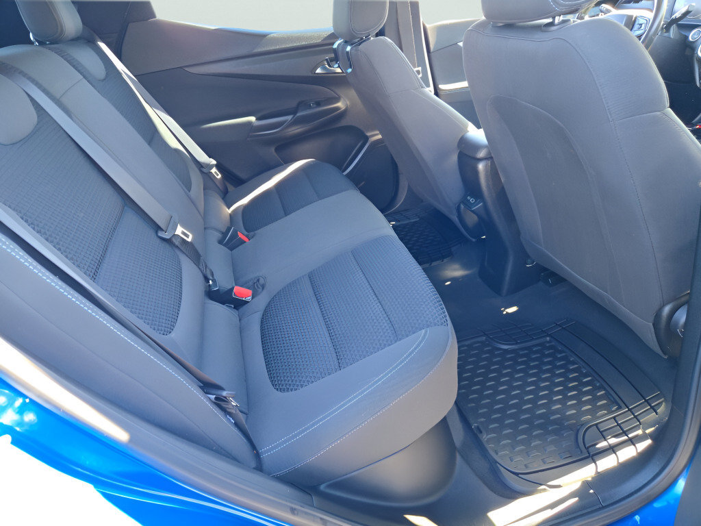 Certified 2023 Chevrolet Bolt EUV LT w/ Comfort Package FWD image 13