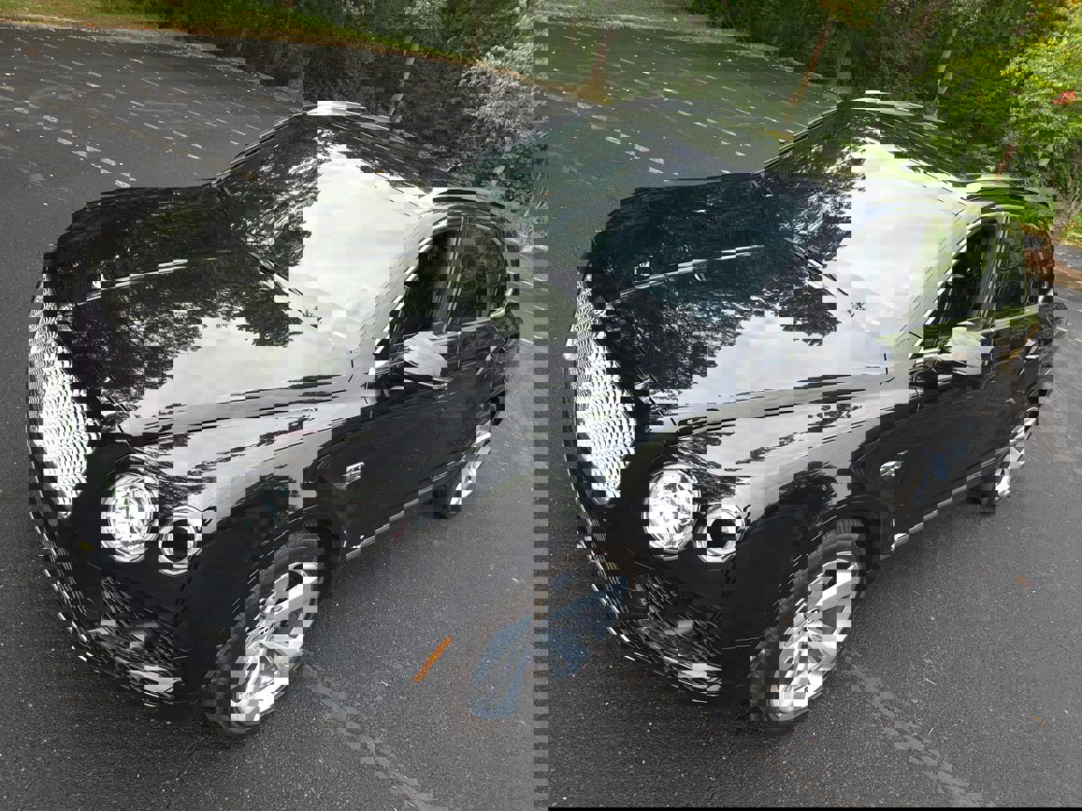 Used 2020 Bentley Bentayga Plug-In Hybrid image 81