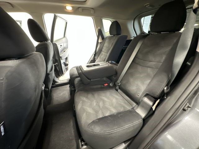 Used 2015 Nissan Rogue SV w/ SV Premium Package image 20