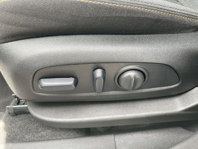Used 2024 Chevrolet Equinox LT AWD/4WD image 12