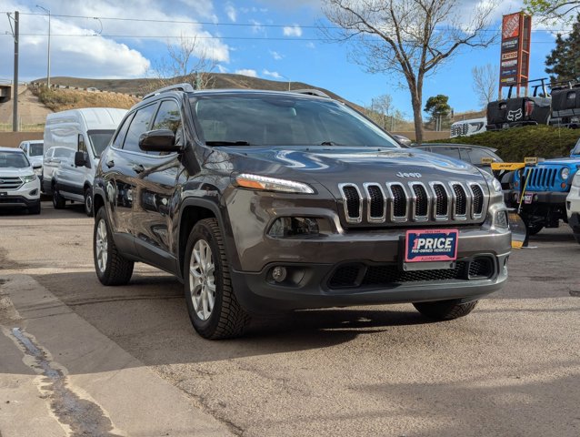 Used 2017 Jeep Cherokee Latitude w/ Cold Weather Group video 3