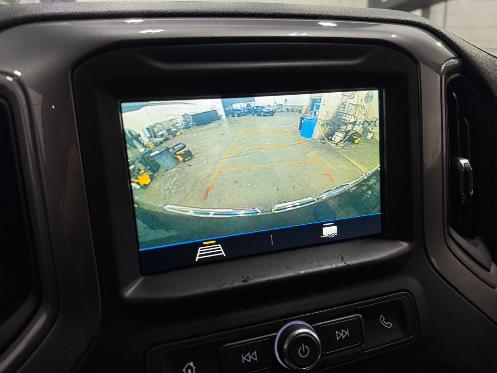 Used 2019 GMC Sierra 1500 4x4 Crew Cab w/ Convenience Package image 19