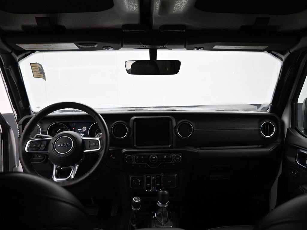 Used 2022 Jeep Wrangler Unlimited Sahara w/ Cold Weather Group image 25