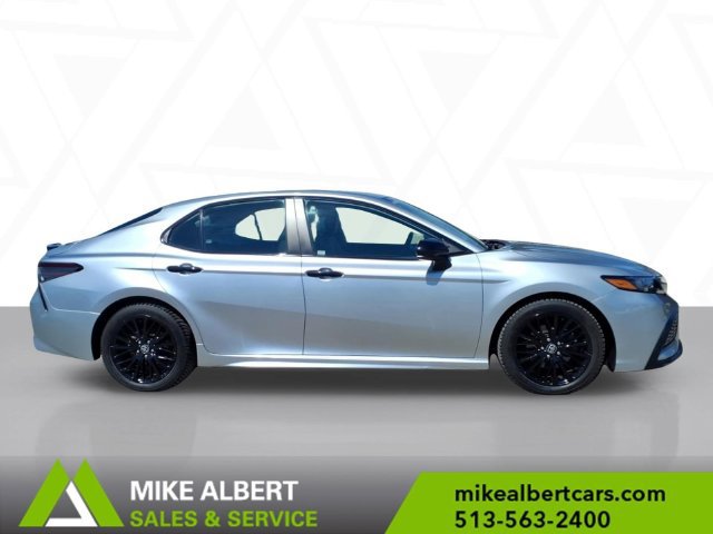 Used 2021 Toyota Camry SE FWD image 8