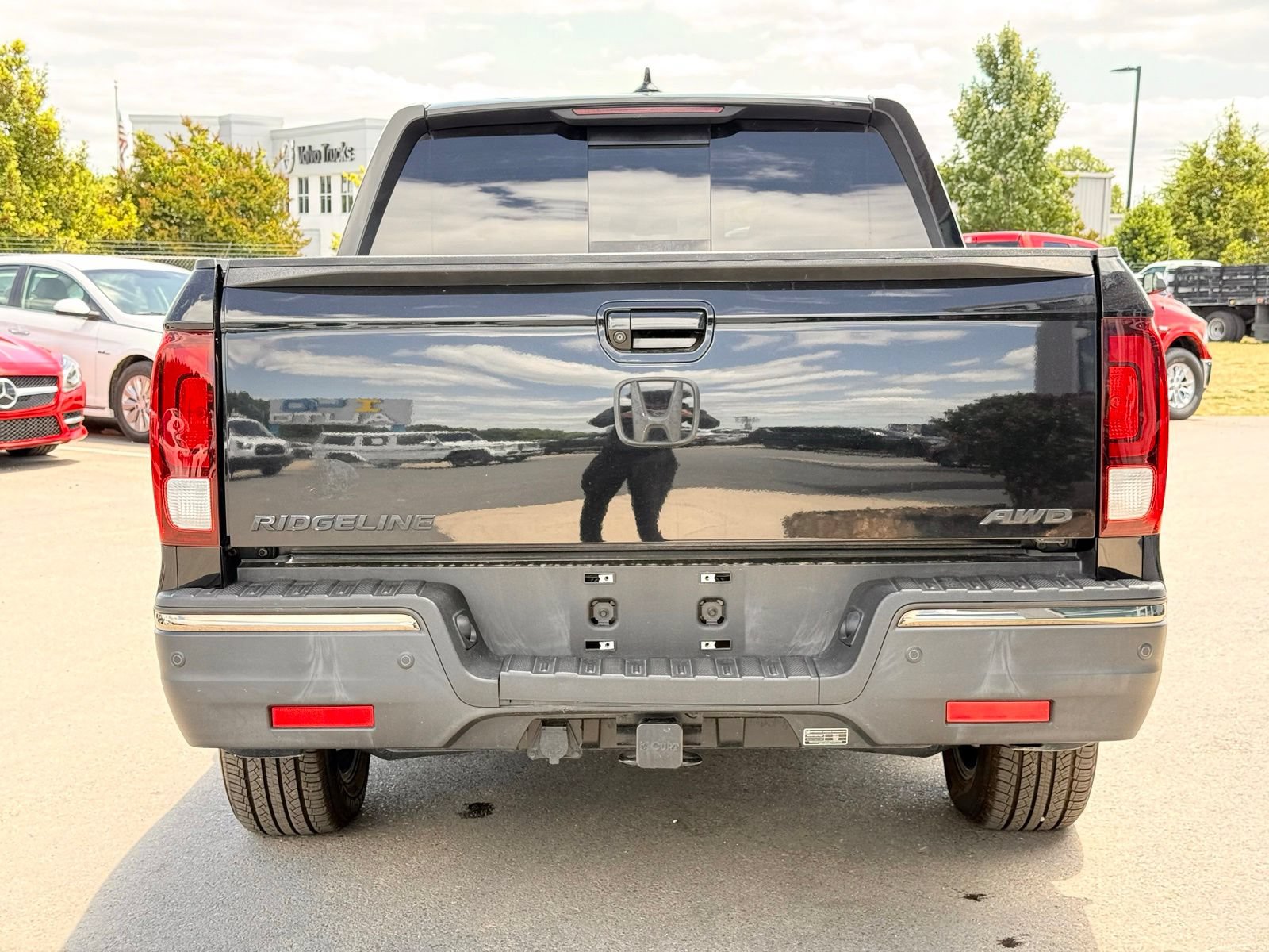 Used 2017 Honda Ridgeline Black Edition image 10