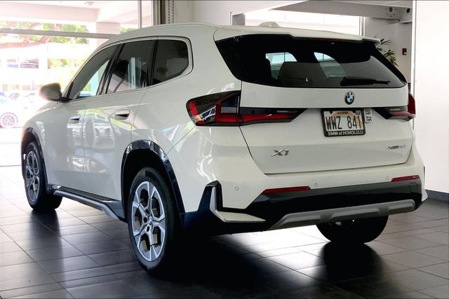 Used 2023 BMW X1 xDrive28i AWD/4WD image 5