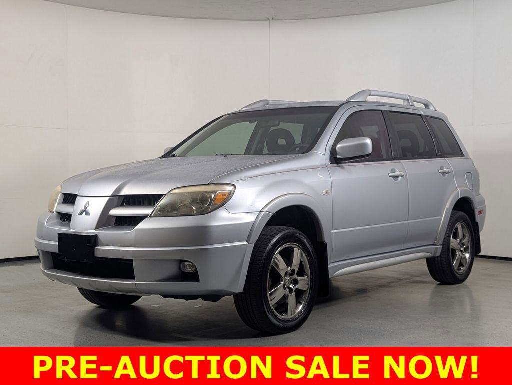 Used 2006 Mitsubishi Outlander SE FWD image 3