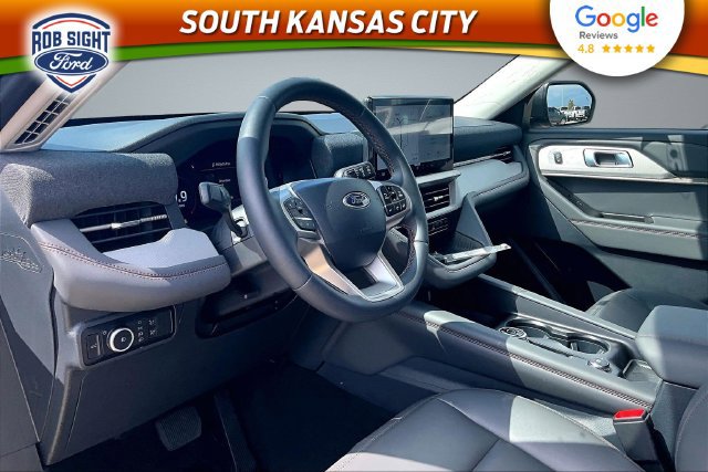 New 2026 Ford Explorer Active w/ Active Comfort Package AWD/4WD image 7