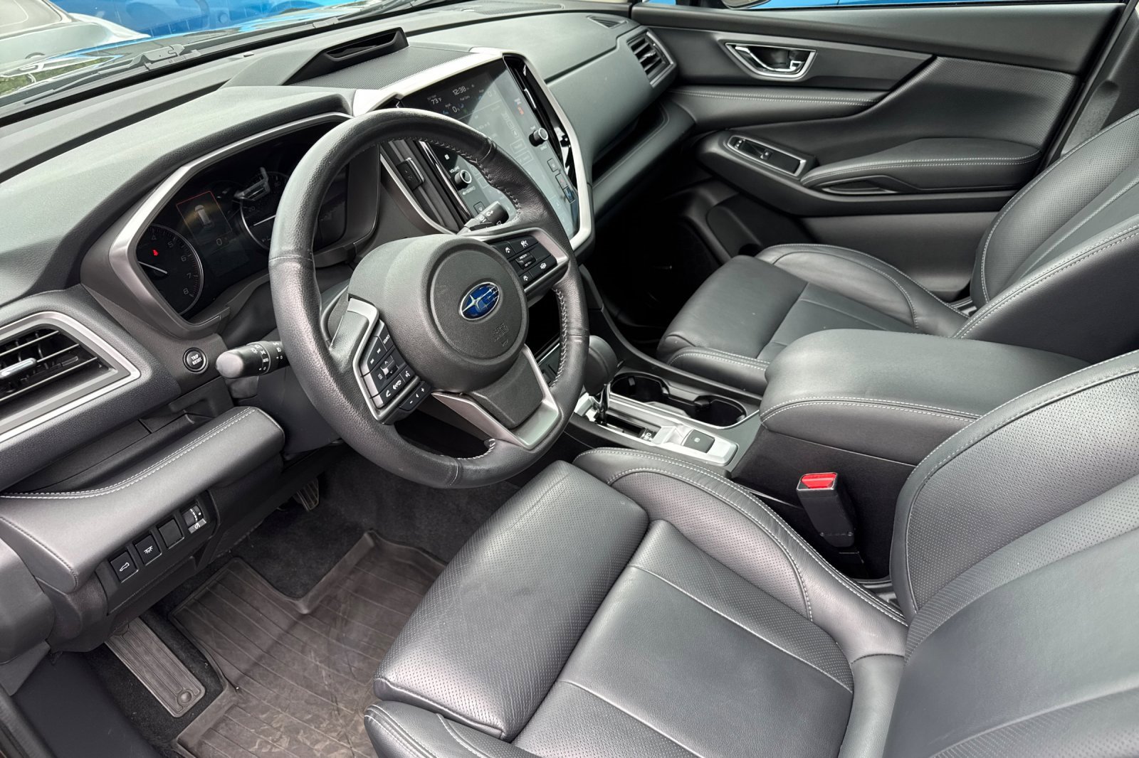 Used 2023 Subaru Ascent Limited w/ Technology Package image 10