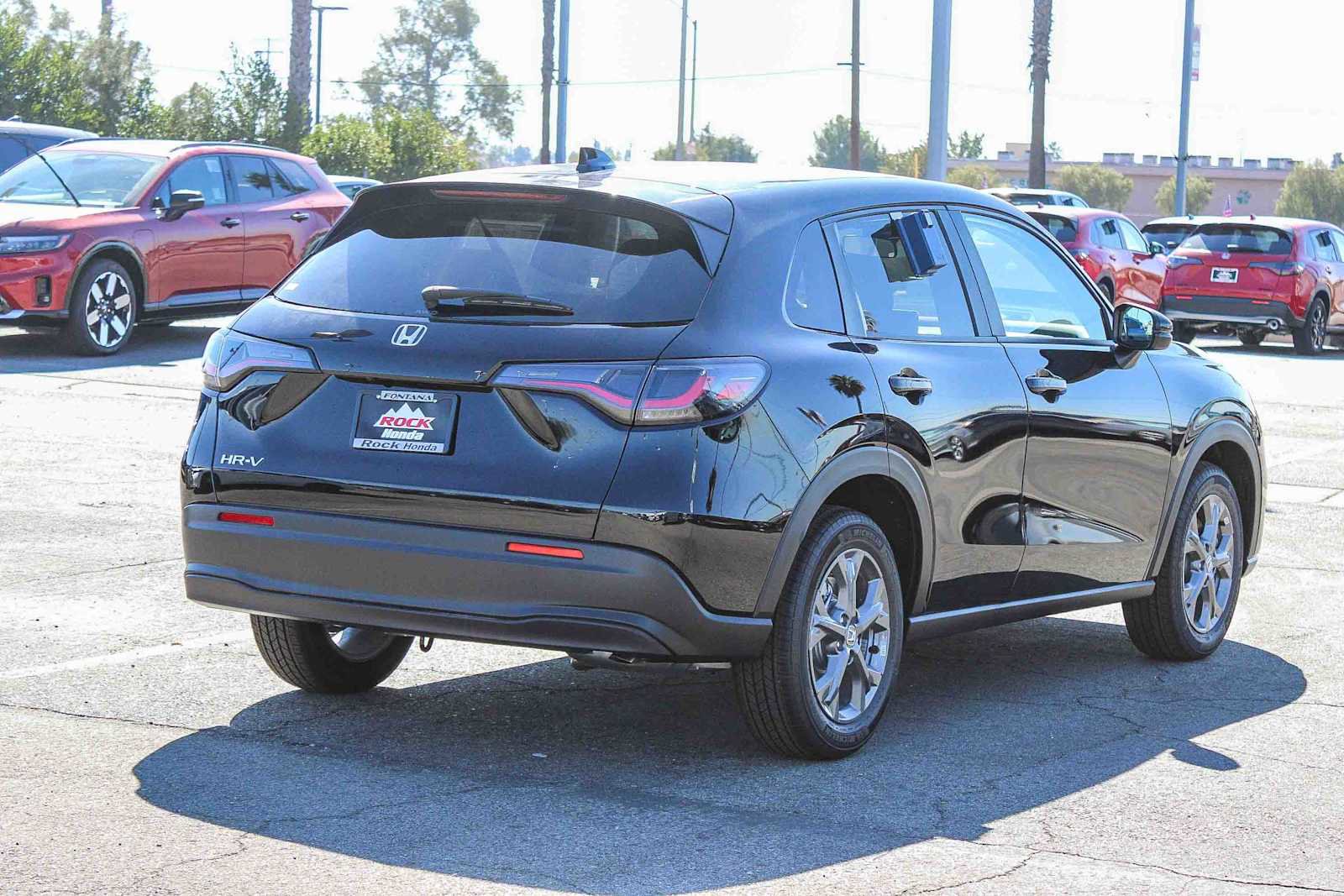 New 2026 Honda HR-V LX image 4