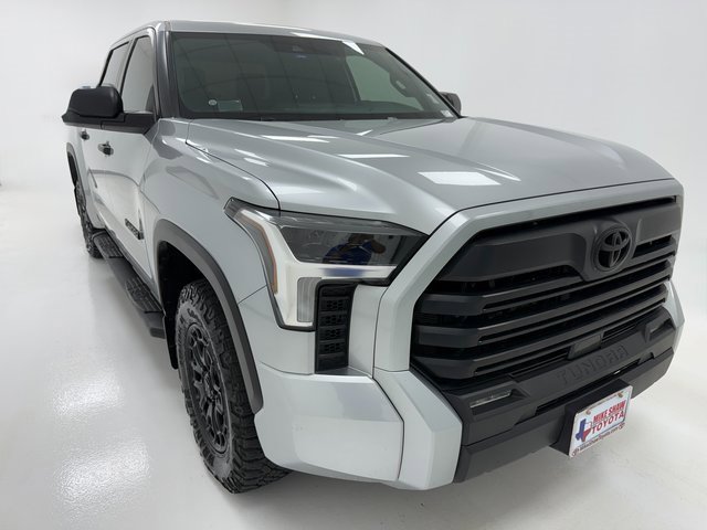 Used 2025 Toyota Tundra SR5 image 2