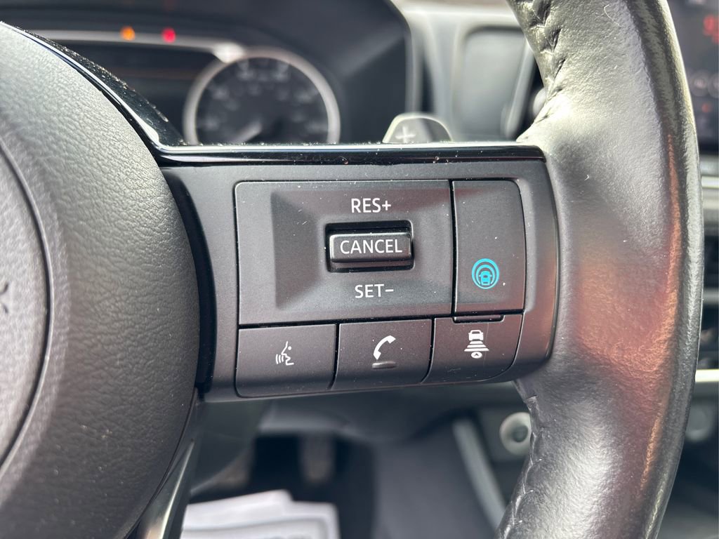 Certified 2023 Nissan Rogue SV w/ SV Premium Package image 28