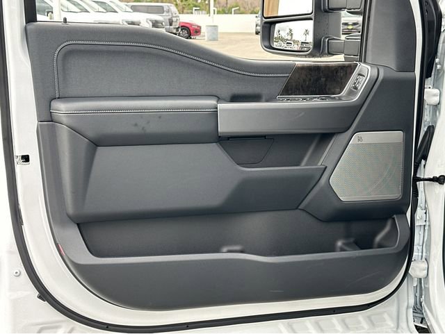 New 2025 Ford F250 Lariat w/ Lariat Ultimate Package image 37