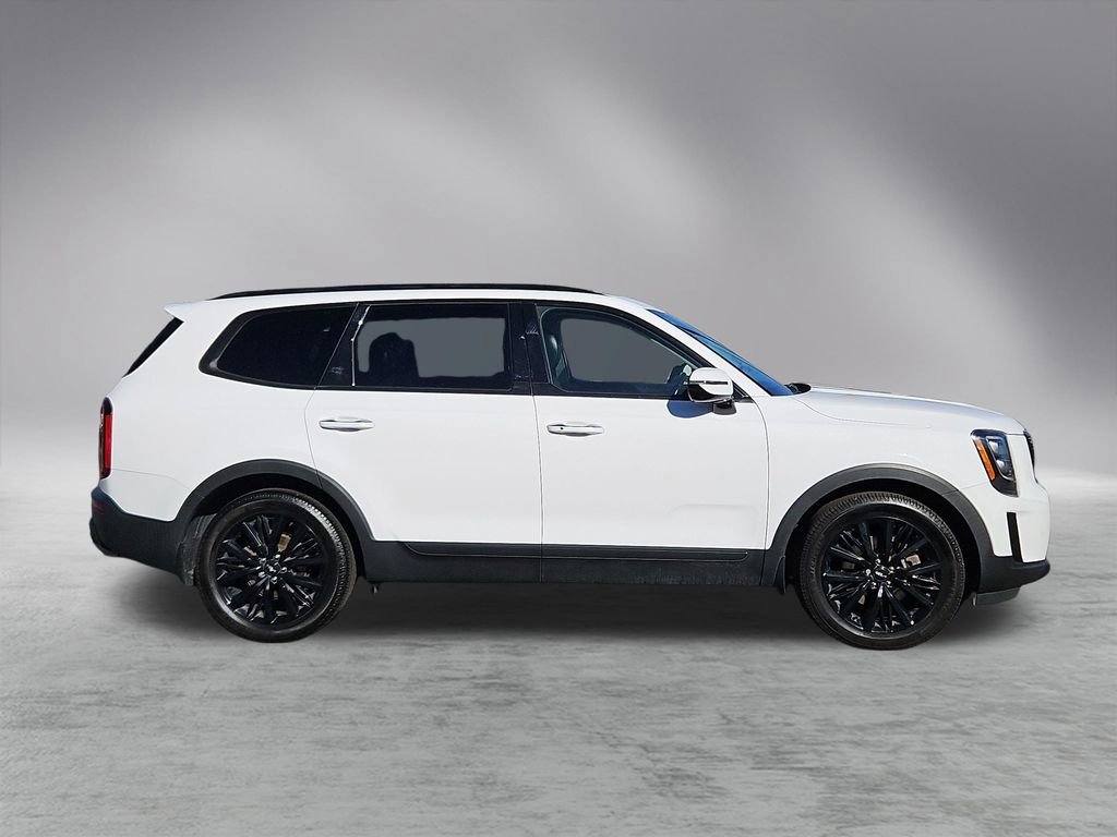 Used 2022 Kia Telluride SX w/ SX Prestige Package image 8
