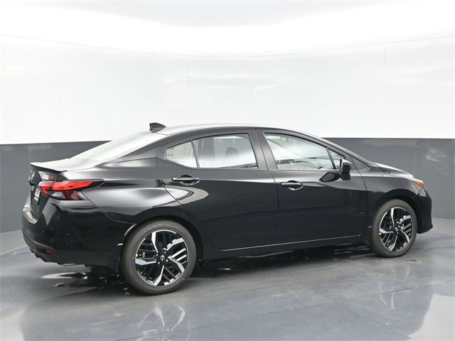 New 2025 Nissan Versa SR w/ Trunk Package image 6