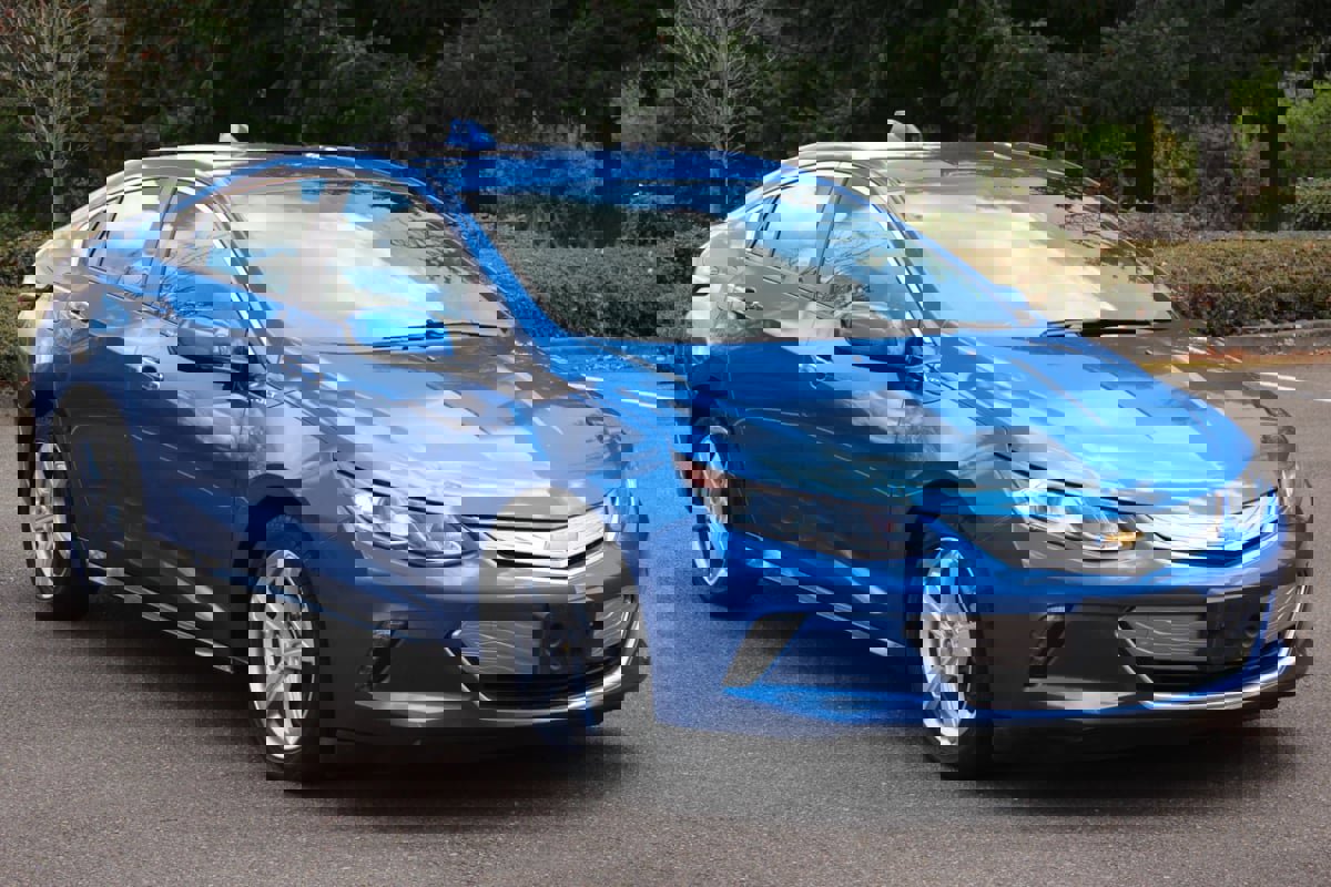 Used 2016 Chevrolet Volt LT image 7