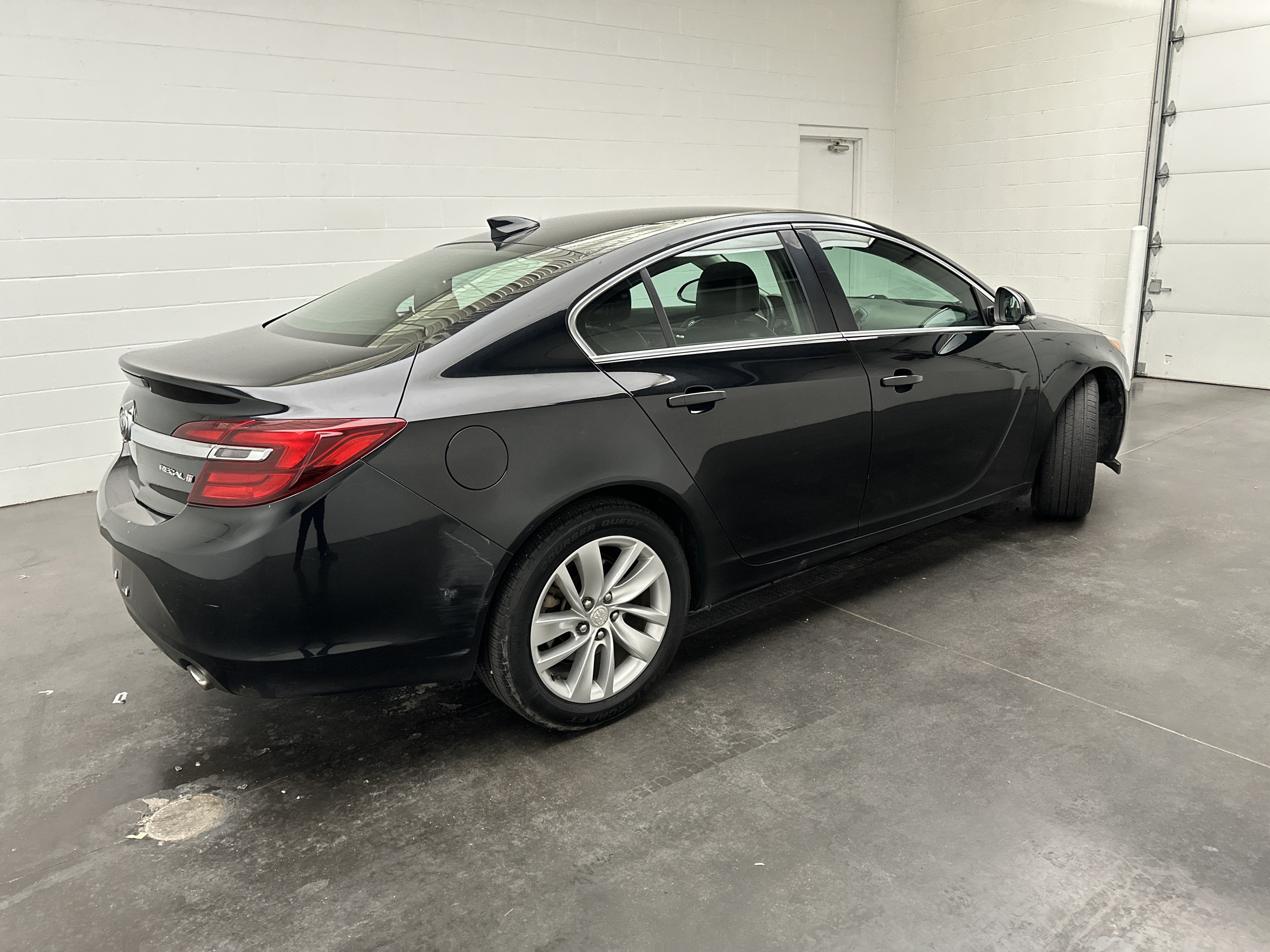 Used 2015 Buick Regal FWD image 7