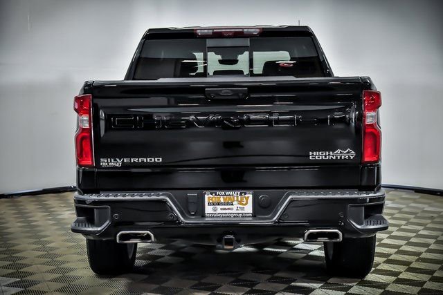 Used 2024 Chevrolet Silverado 1500 High Country w/ High Country Premium Package image 6