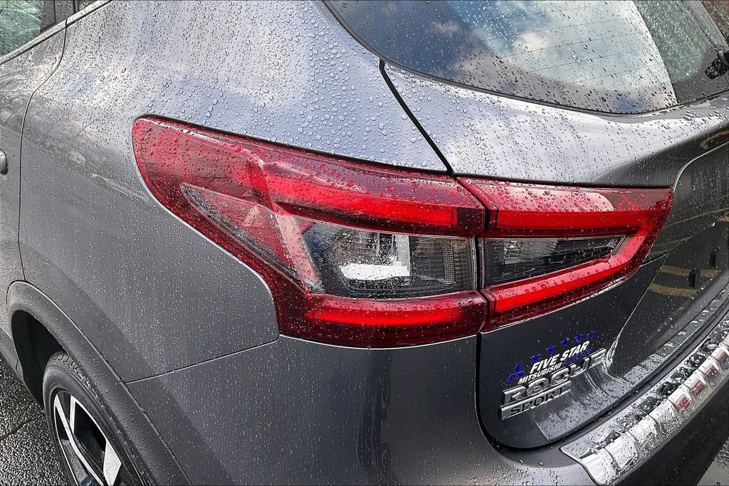 Used 2022 Nissan Rogue Sport SL w/ Premium Package image 28