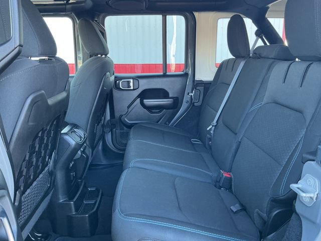 Used 2021 Jeep Wrangler Unlimited Rubicon 4xe w/ Cold Weather Group AWD/4WD image 46