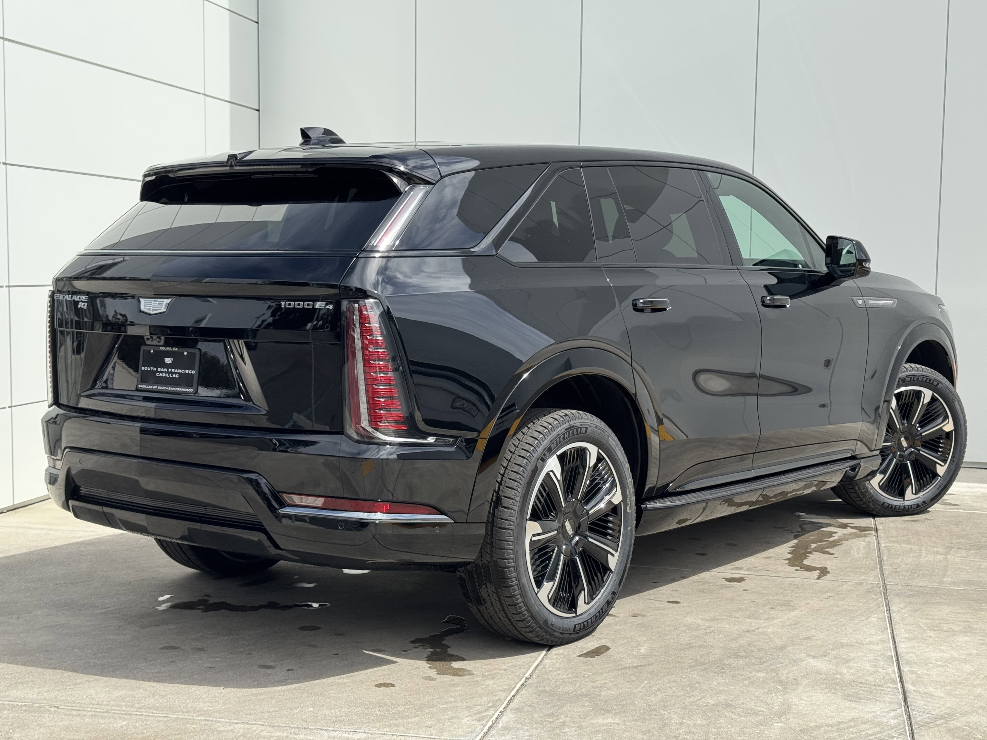 New 2025 Cadillac Escalade IQ Sport 1 w/ Smart Trailering package AWD/4WD image 7