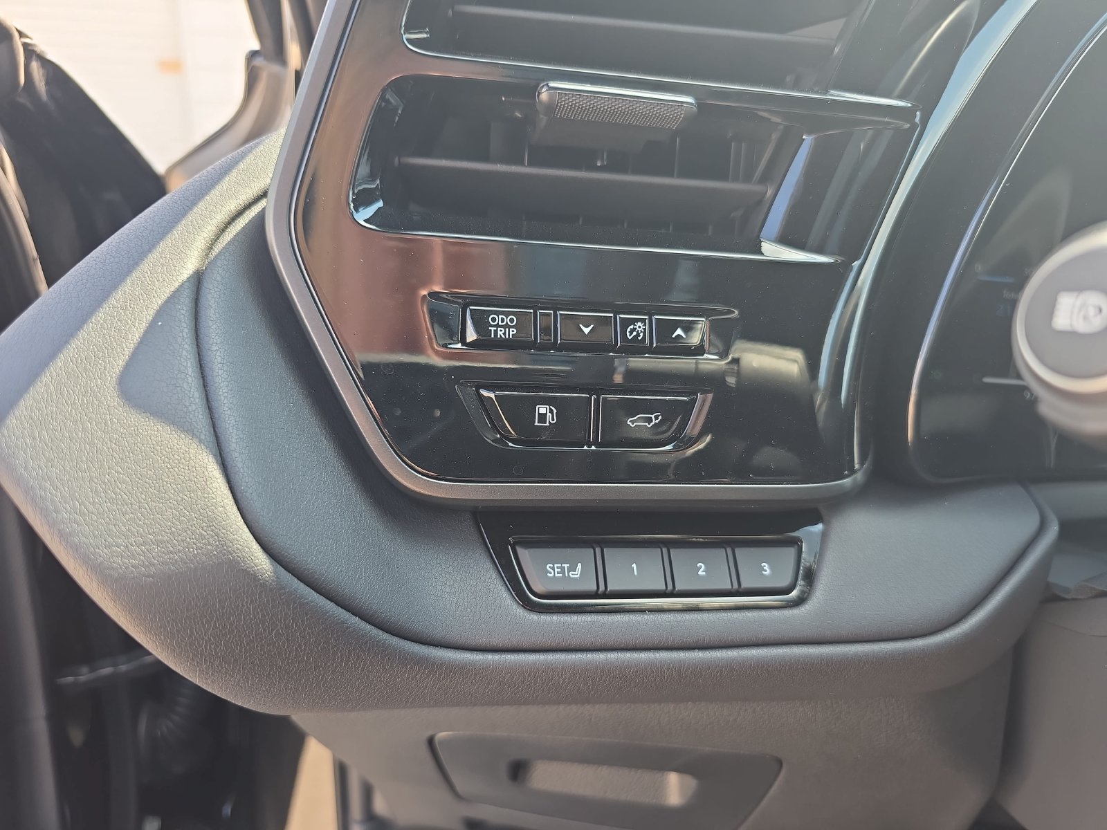 Used 2026 Lexus TX 350 AWD w/ Technology Package image 23
