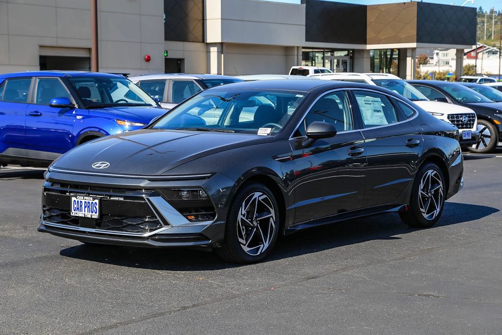 Certified 2026 Hyundai Sonata SEL FWD image 4