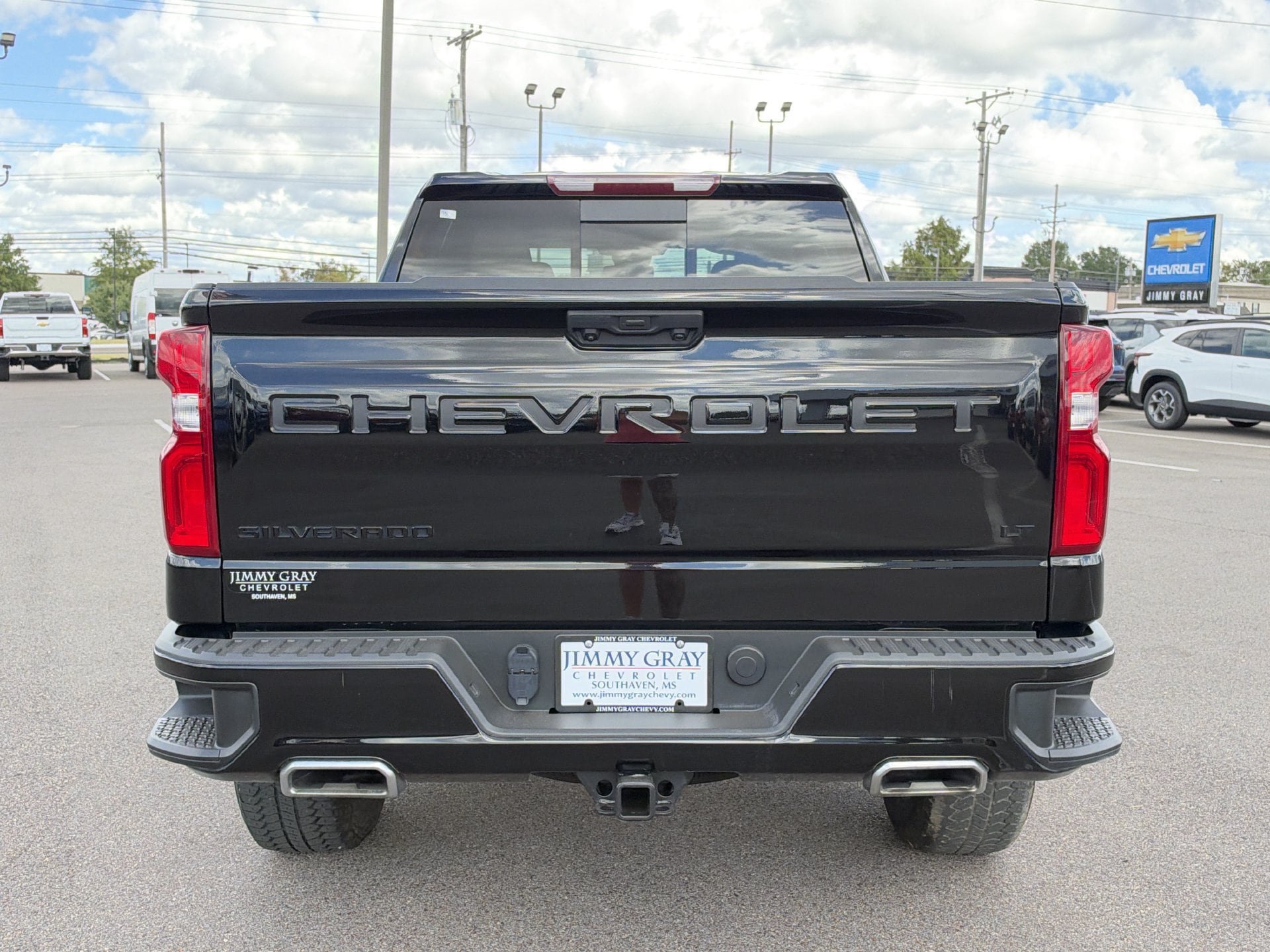 Used 2025 Chevrolet Silverado 1500 LT Trail Boss w/ Convenience Package II AWD/4WD image 4