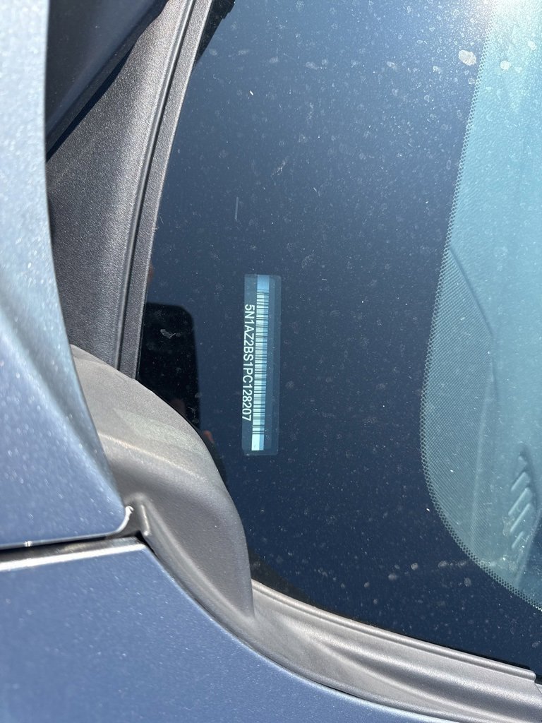 Used 2023 Nissan Murano SV image 14