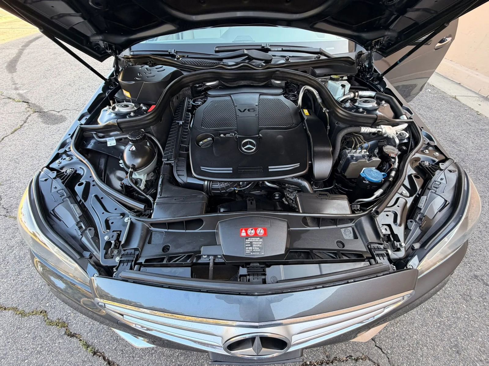 Used 2014 Mercedes-Benz E 350 Sedan image 35