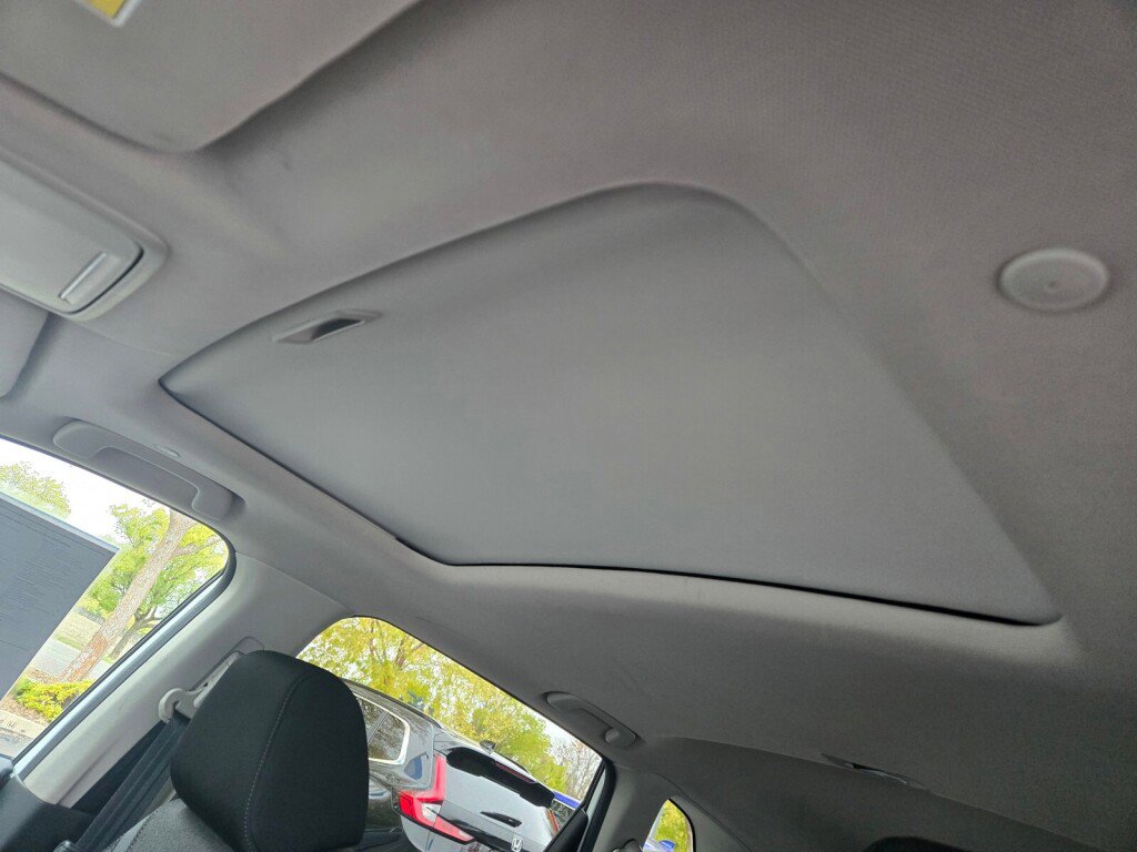 Used 2023 Honda CR-V EX image 16