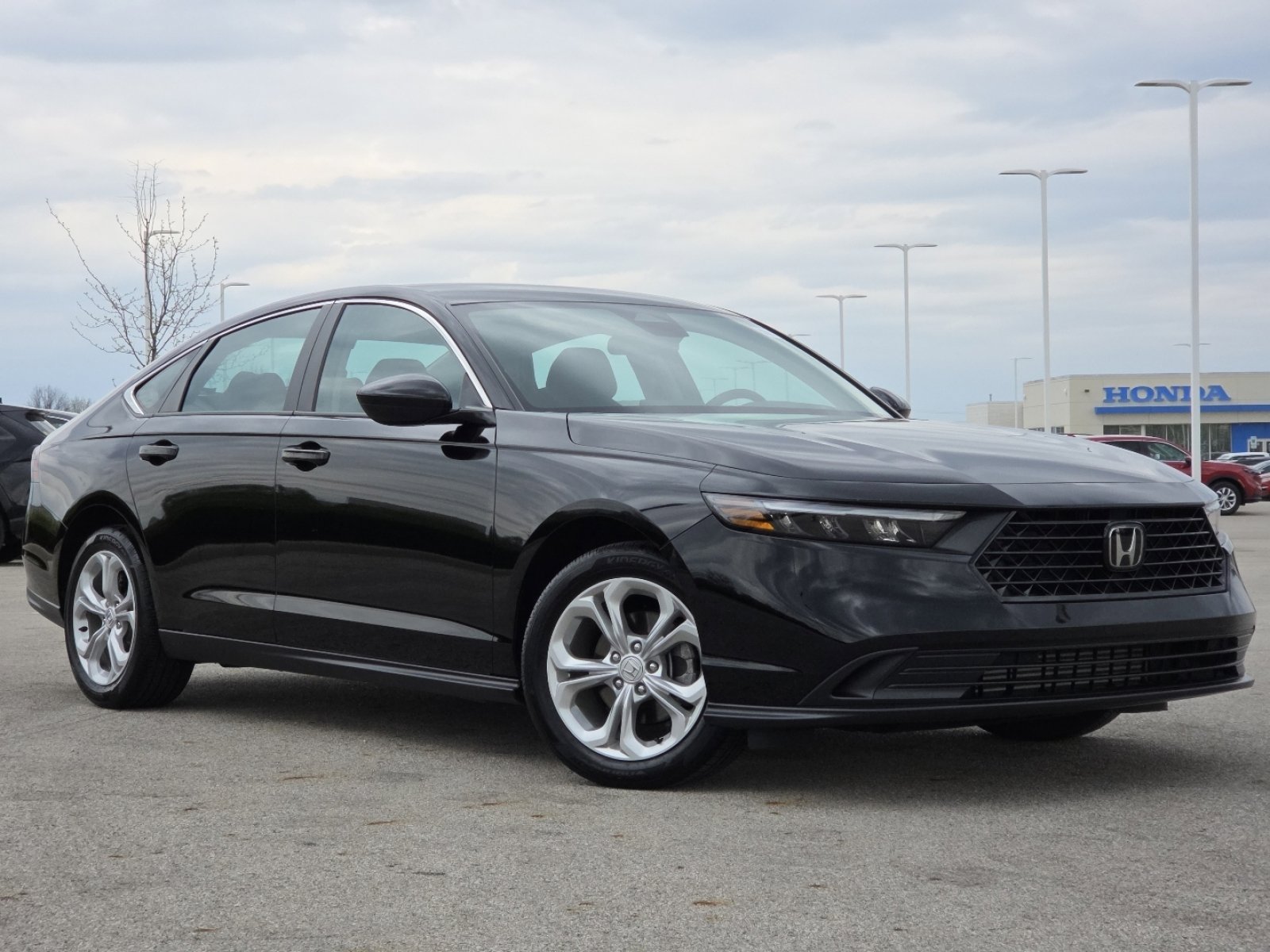 Used 2024 Honda Accord LX image 2