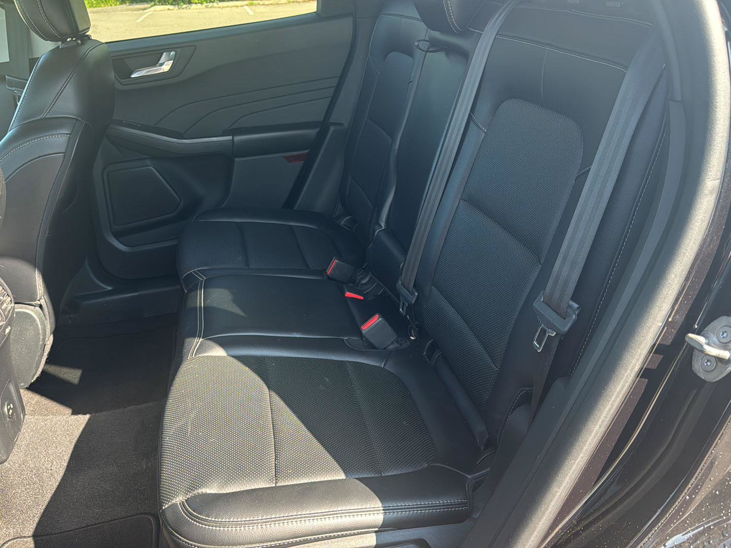 Used 2021 Ford Escape Titanium AWD/4WD image 10