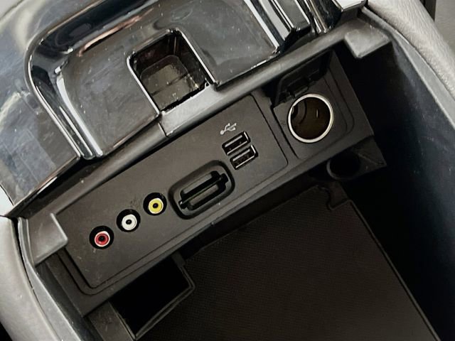 Used 2014 Ford Fusion SE w/ Equipment Group 202A image 19