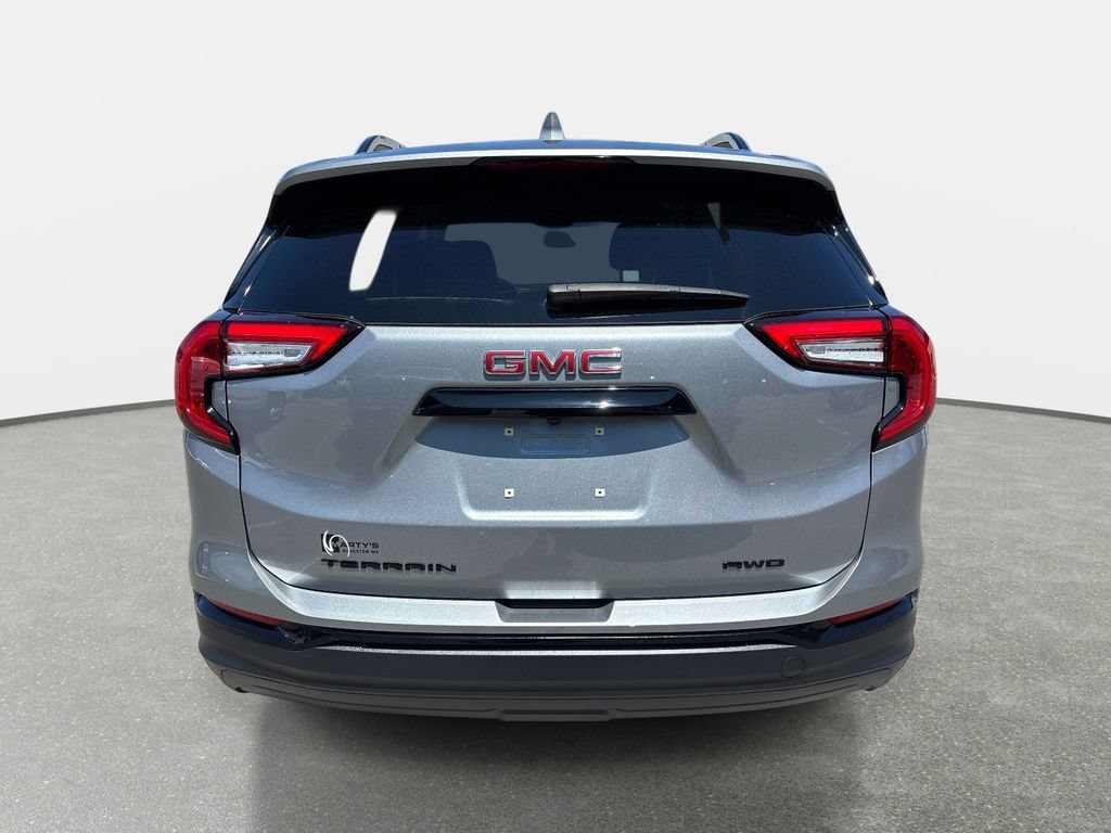Used 2024 GMC Terrain SLE w/ Driver Convenience Package AWD/4WD image 5