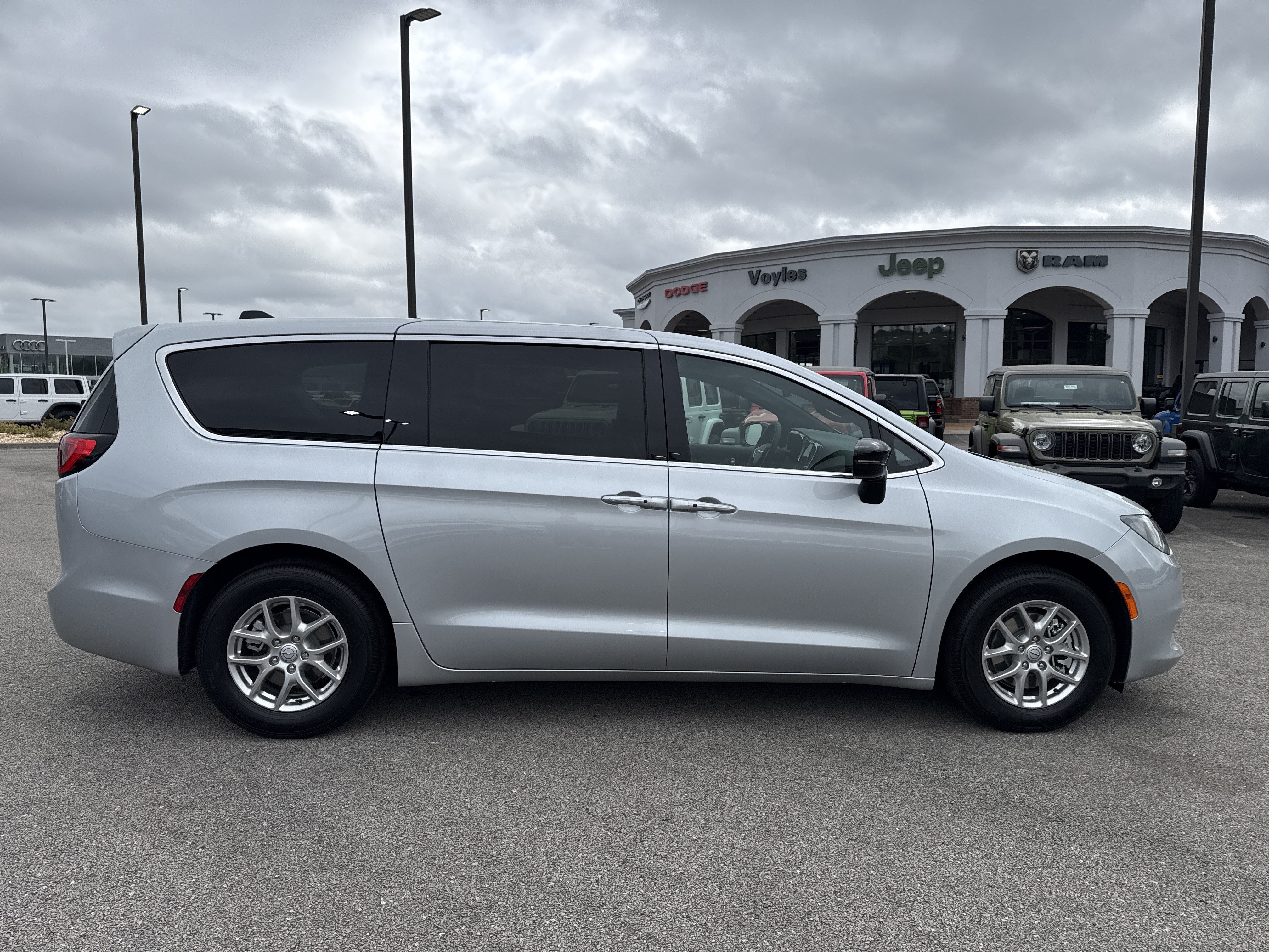 New 2026 Chrysler Voyager LX FWD image 8