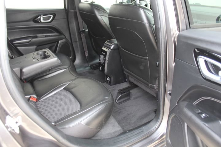 Used 2022 Jeep Compass Altitude image 35