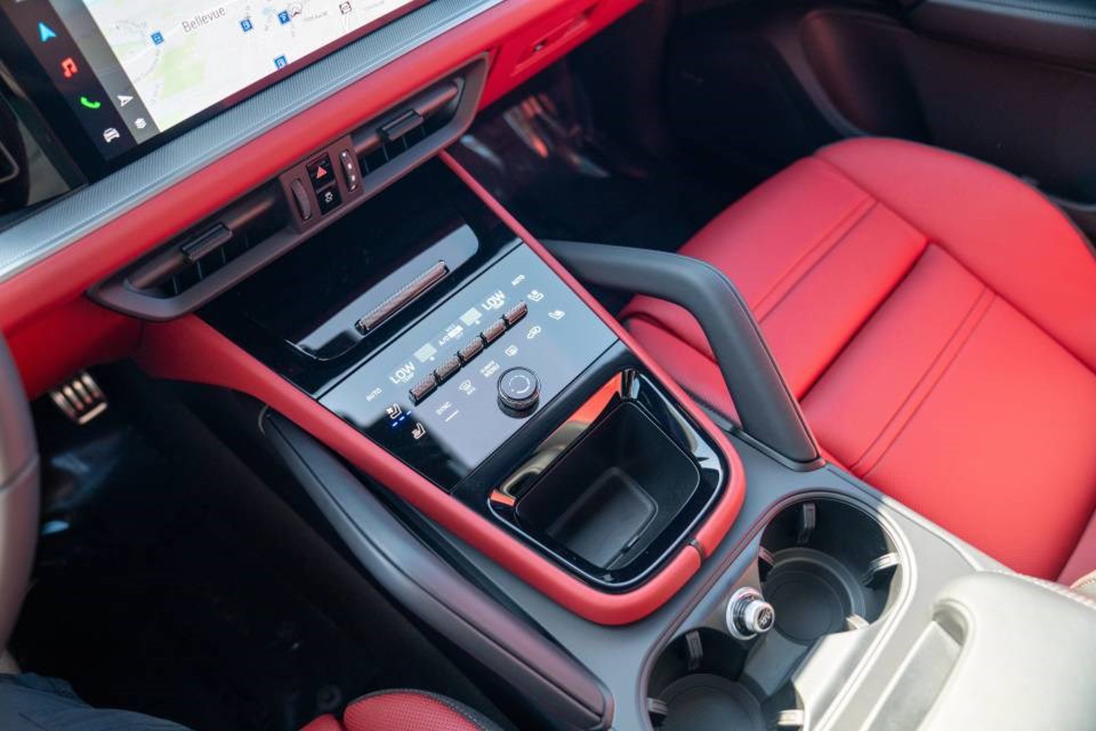 New 2026 Porsche Cayenne E-Hybrid AWD/4WD image 19
