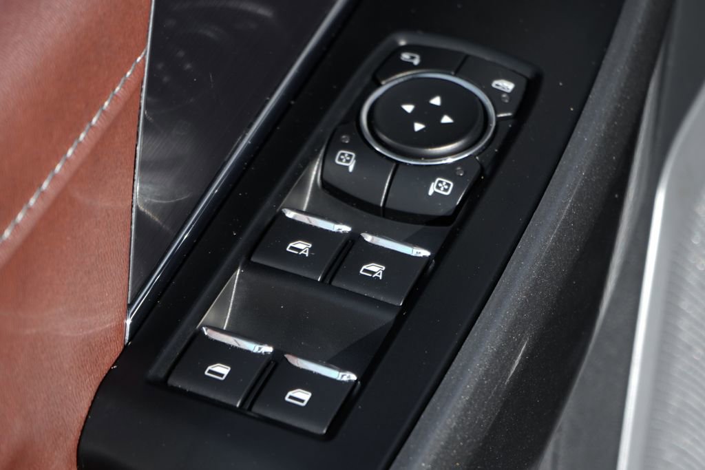 Used 2023 Ford F150 Lariat w/ Equipment Group 502A High image 17