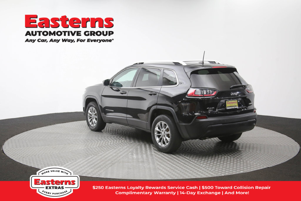 Used 2021 Jeep Cherokee Latitude Plus AWD/4WD image 65