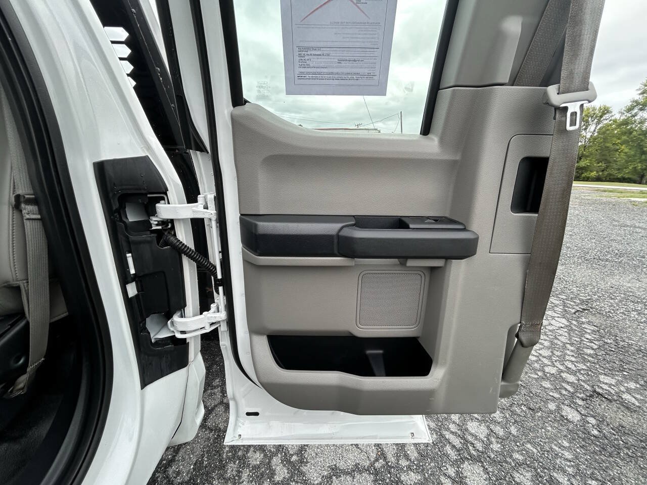 Used 2019 Ford F250 XL w/ Power Equipment Group AWD/4WD image 21