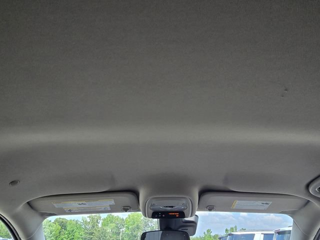 Used 2025 Buick Encore GX Preferred FWD image 35